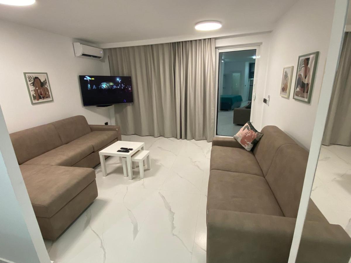 Deluxe Pool Apartment 4 Petrovac Buitenkant foto