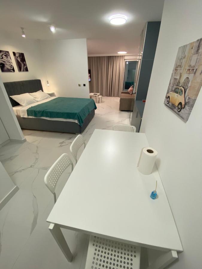 Deluxe Pool Apartment 4 Petrovac Buitenkant foto